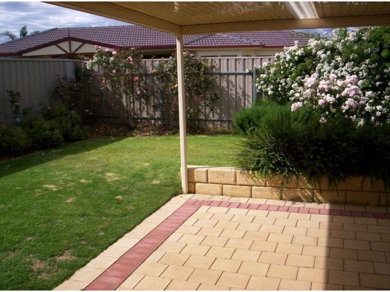 33 Brooks Circuit, Woodcroft SA 5162