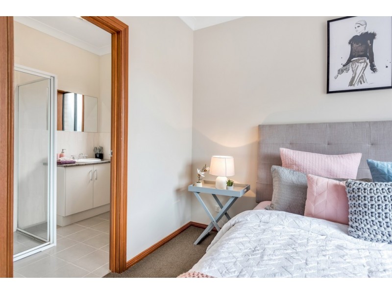 56 KALGOORLIE AVENUE, Port Noarlunga South SA 5167