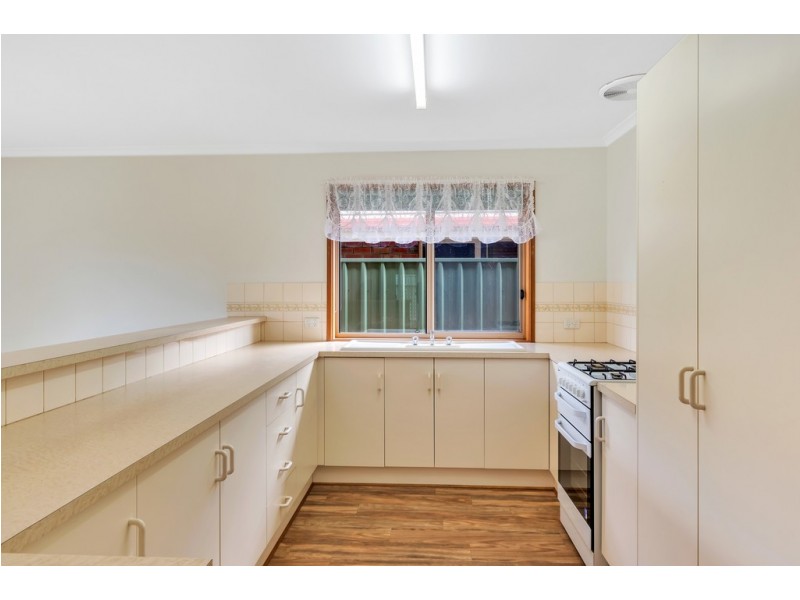 6A Lorraine Court, Morphett Vale SA 5162