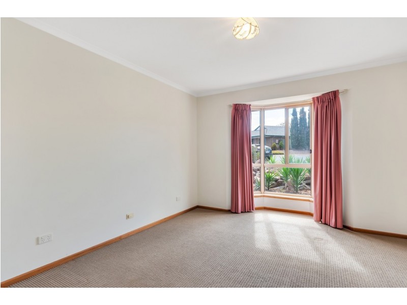 6A Lorraine Court, Morphett Vale SA 5162