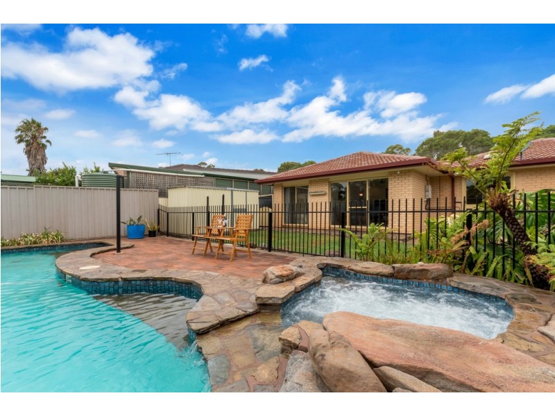 33 Kathleen Street, Morphett Vale SA 5162
