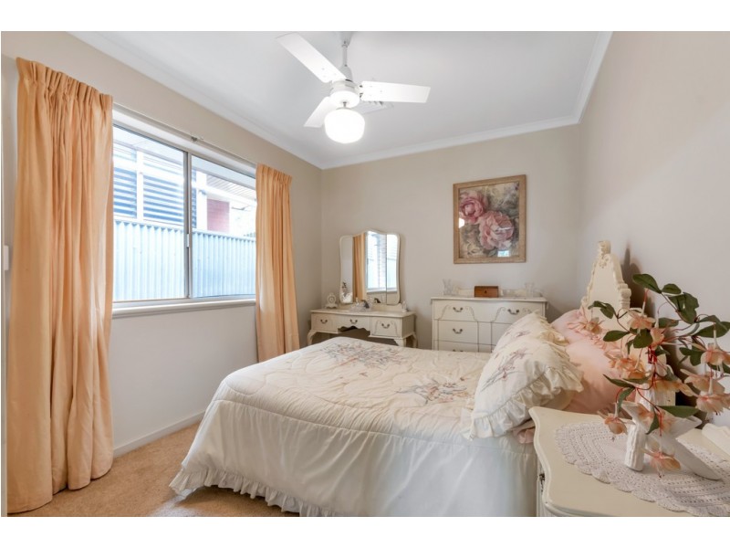 33 Kathleen Street, Morphett Vale SA 5162