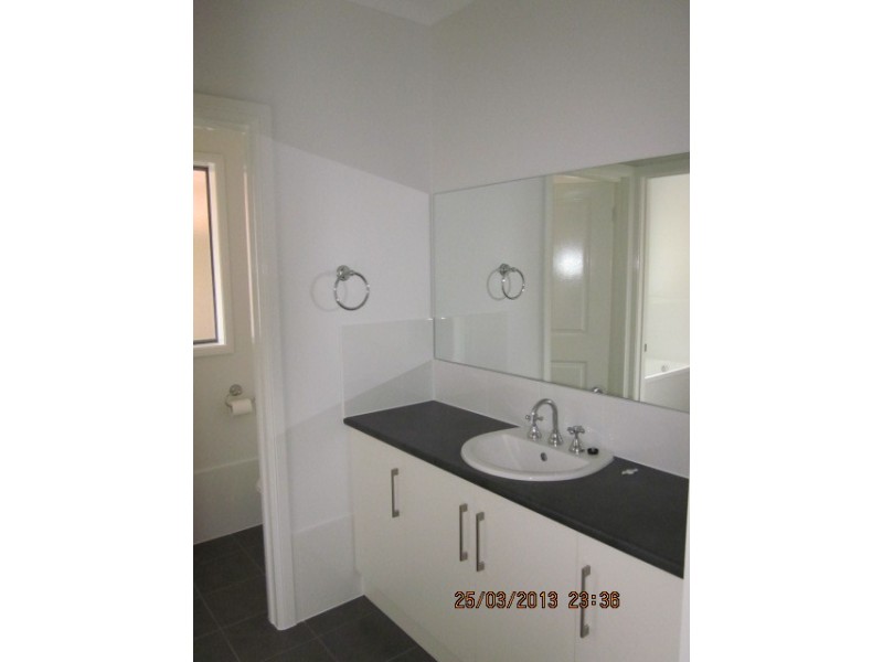 16 Walnut Street, Old Reynella SA 5161