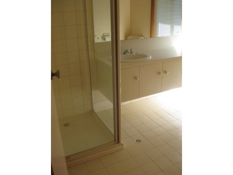 4 Ashmore Place, Onkaparinga Hills SA 5163