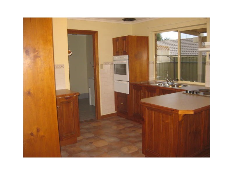 2/10 COMMODORE COURT, Morphett Vale SA 5162