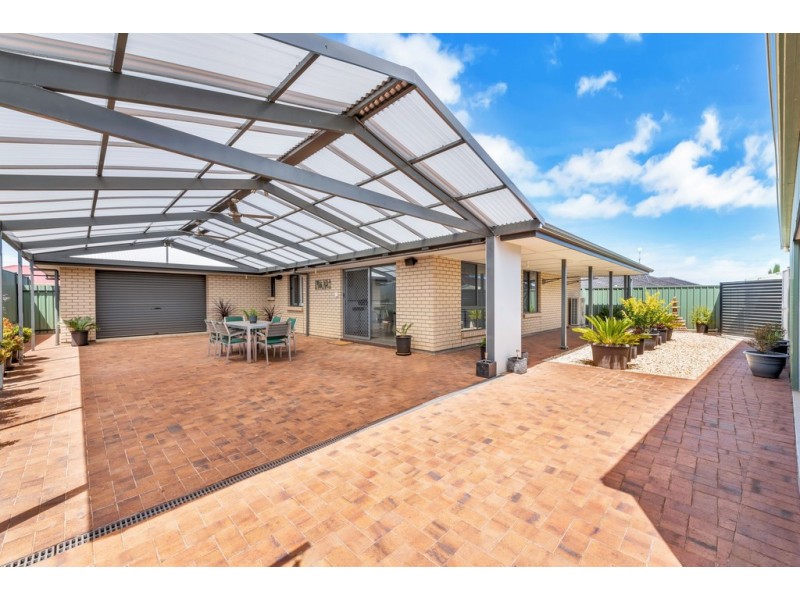 2 Tangerine Court, Aldinga Beach SA 5173