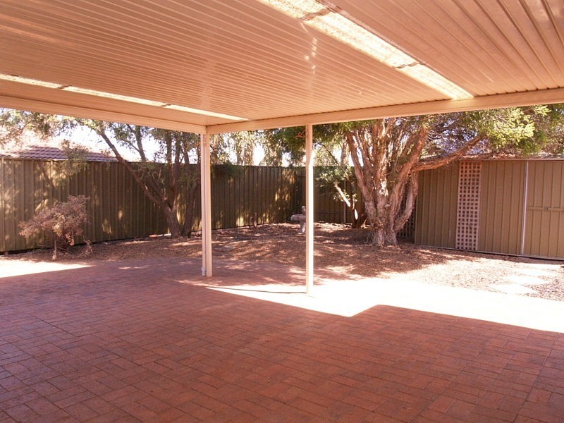 16 Whittaker Avenue, Old Reynella SA 5161