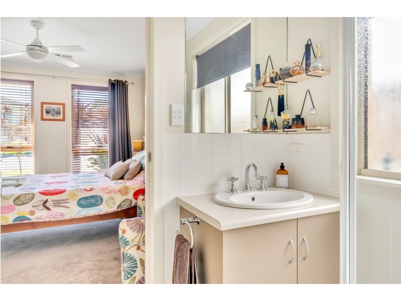 2/565 States Road, Hackham SA 5163