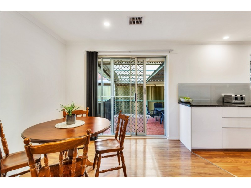 17 McCartney Street, Morphett Vale SA 5162