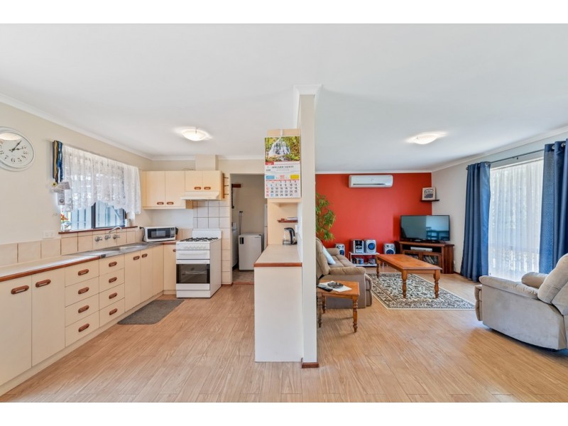 25 Spencer Drive, Morphett Vale SA 5162