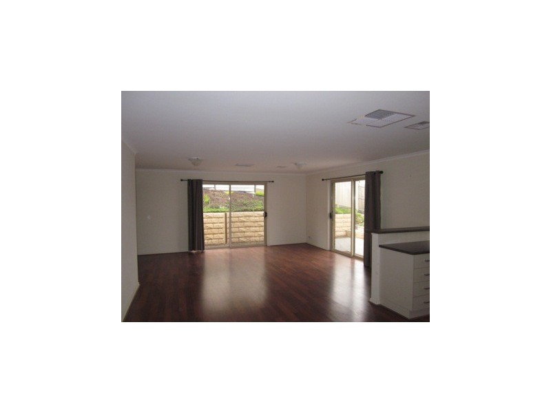 17 Yeltana Avenue, Huntfield Heights SA 5163