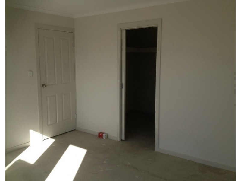 15 Arkle Place, Woodcroft SA 5162