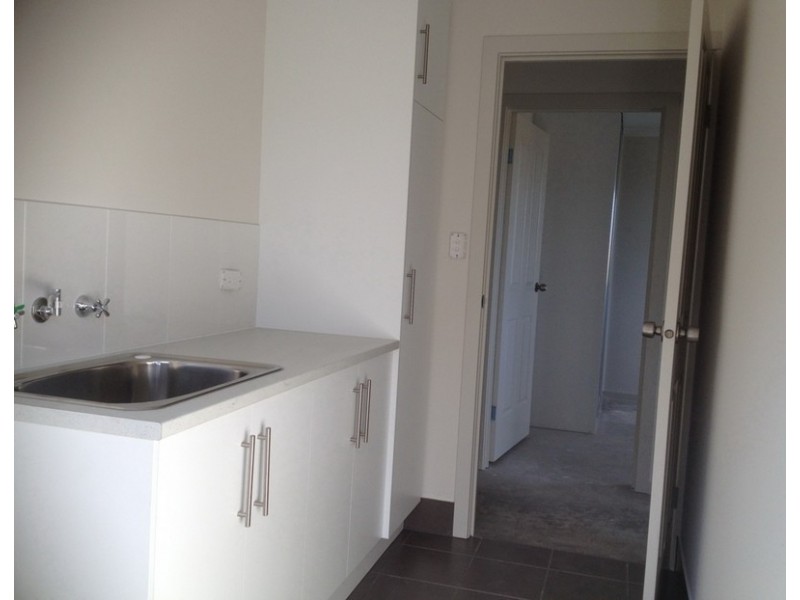 15 Arkle Place, Woodcroft SA 5162