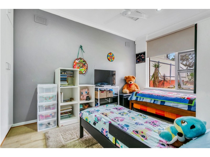 23 Alexander Avenue, Morphett Vale SA 5162