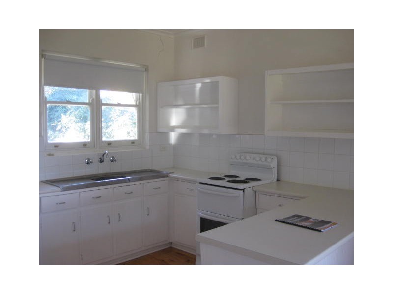 6 Clive St, Morphett Vale SA 5162