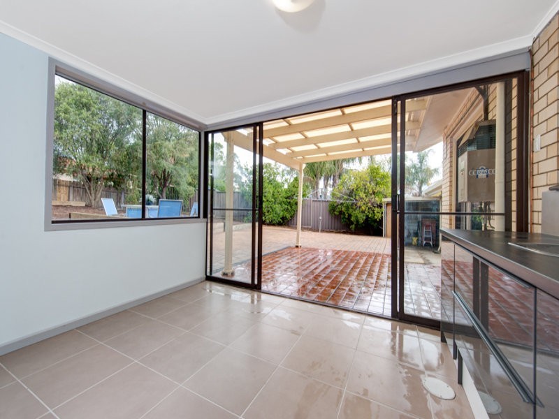 100 FAIRLIE DRIVE, Flagstaff Hill SA 5159