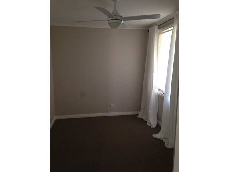 18 Figtree Crescent, Huntfield Heights SA 5163