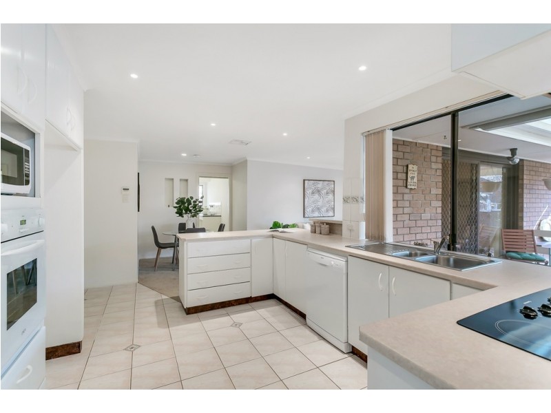 13 Dumphries Street, Flagstaff Hill SA 5159