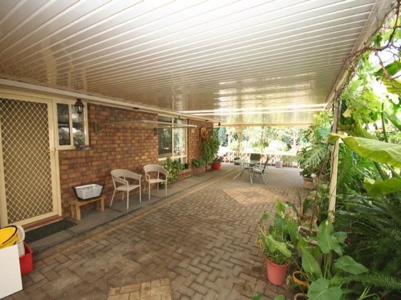 57 Dorrien Avenue, Woodcroft SA 5162