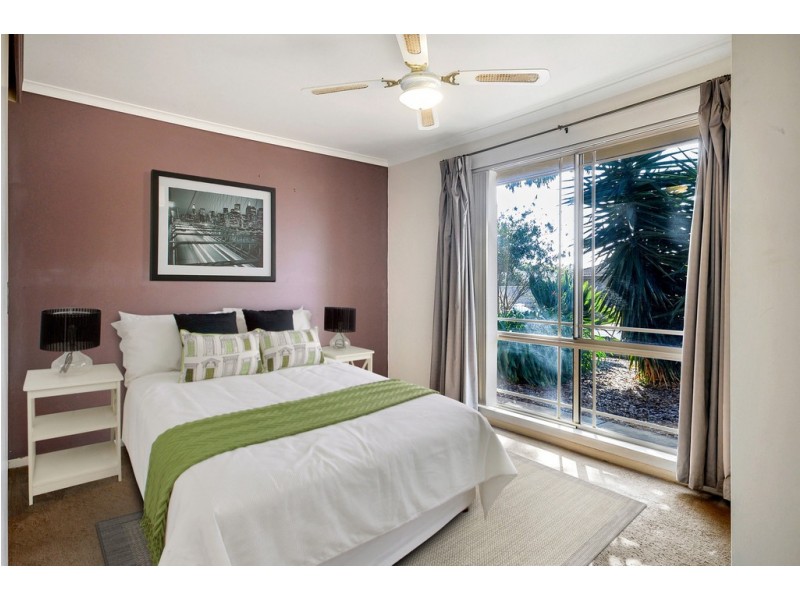 17 Trinity Road, Morphett Vale SA 5162