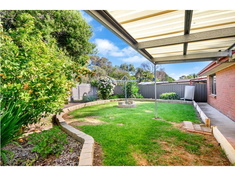 17 Trinity Road, Morphett Vale SA 5162