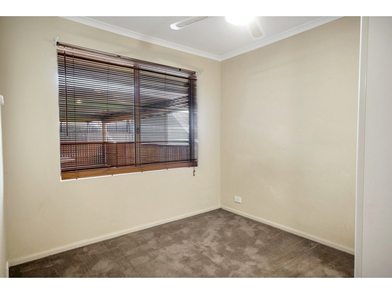 17 Trinity Road, Morphett Vale SA 5162