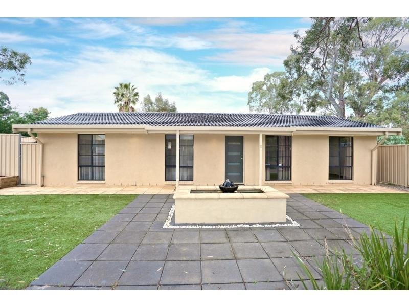 2 Pine Drive, Aberfoyle Park SA 5159 Floorplan