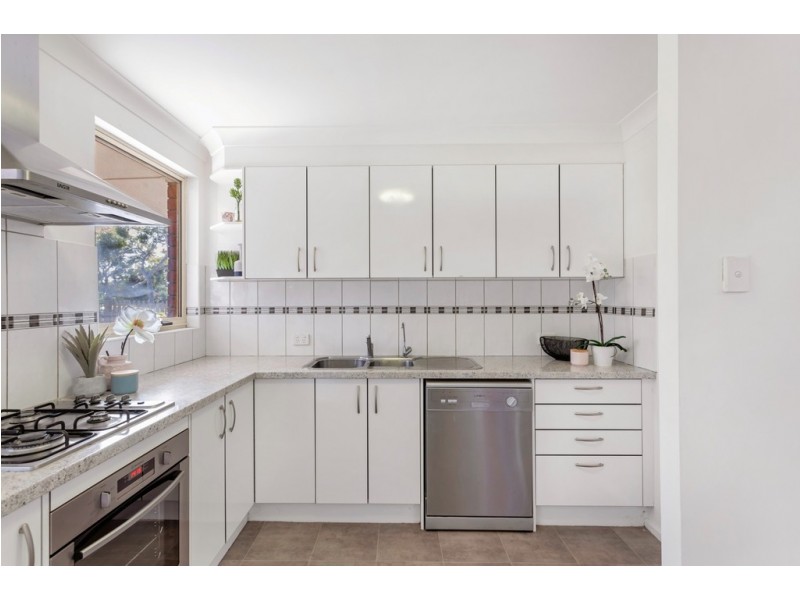 18 Bertrand Street, Morphett Vale SA 5162
