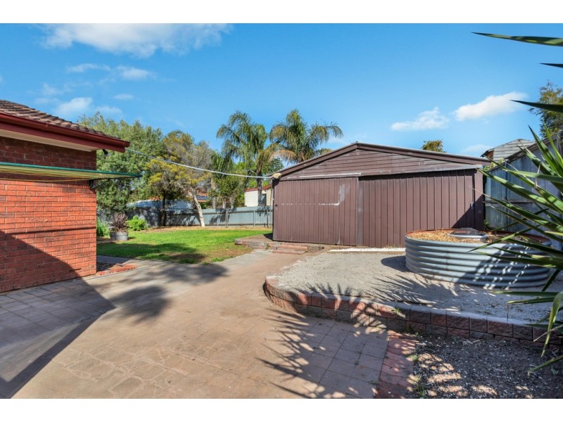 18 Bertrand Street, Morphett Vale SA 5162