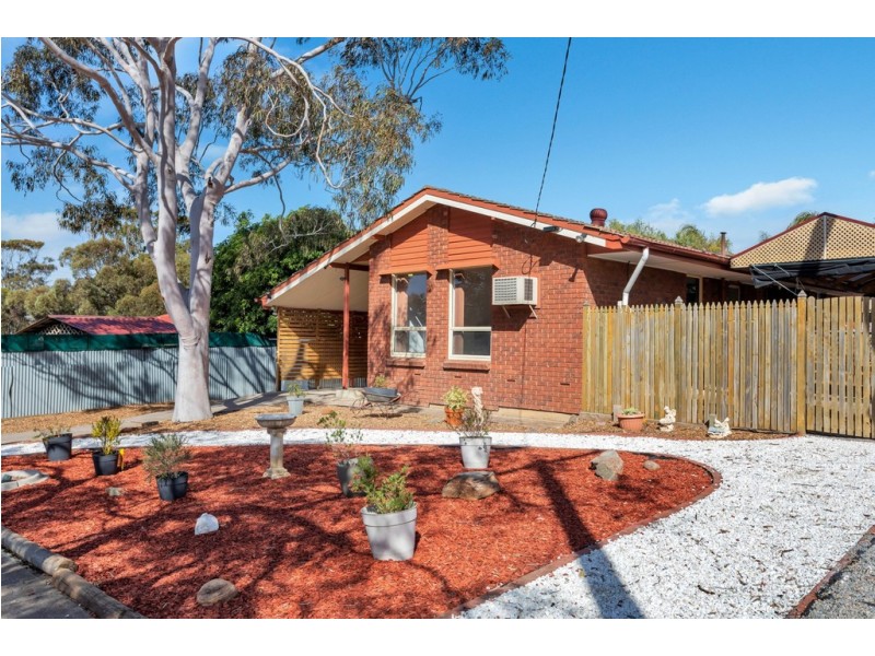 18 Bertrand Street, Morphett Vale SA 5162