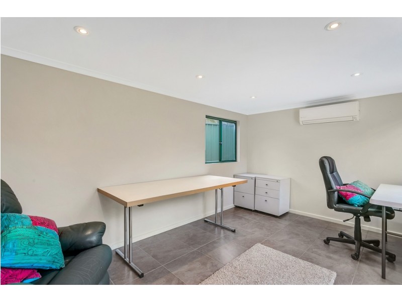 17 ALBERT TERRACE, Morphett Vale SA 5162