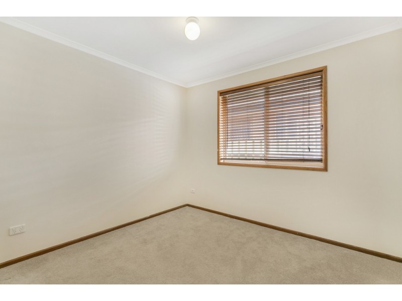 29 CHAMPAGNE CRESCENT, Woodcroft SA 5162