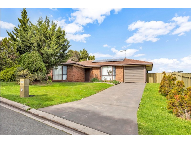 6 Leith Court, Hallett Cove SA 5158
