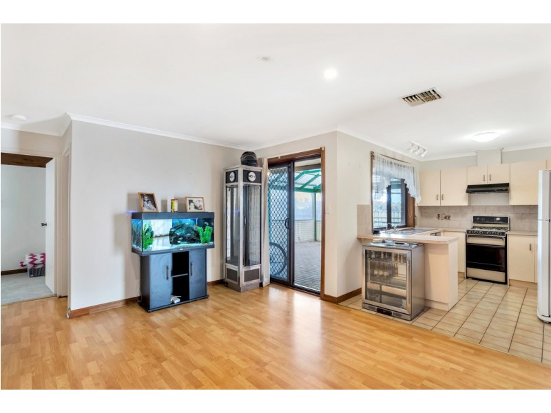 6 Leith Court, Hallett Cove SA 5158