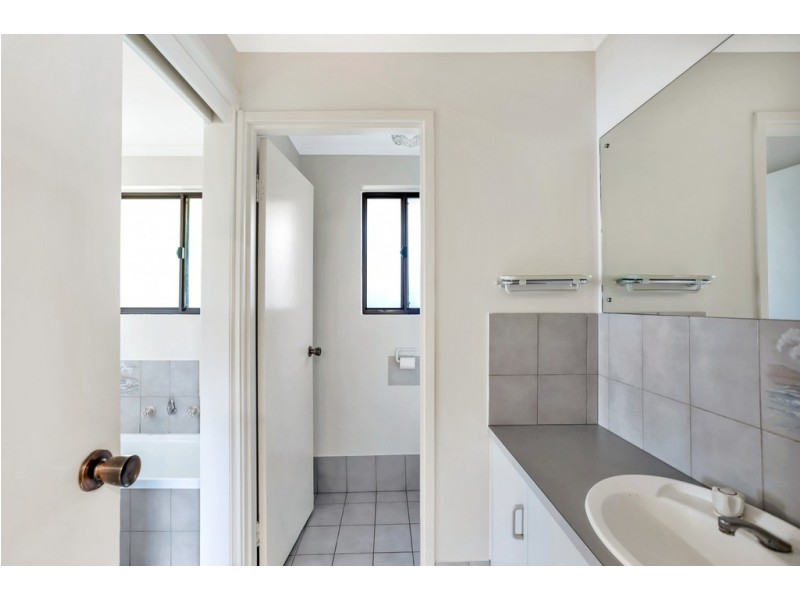 6 Leith Court, Hallett Cove SA 5158