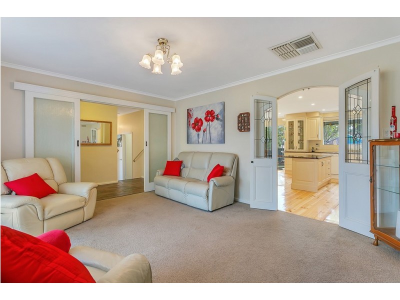 13 YORK STREET, Happy Valley SA 5159