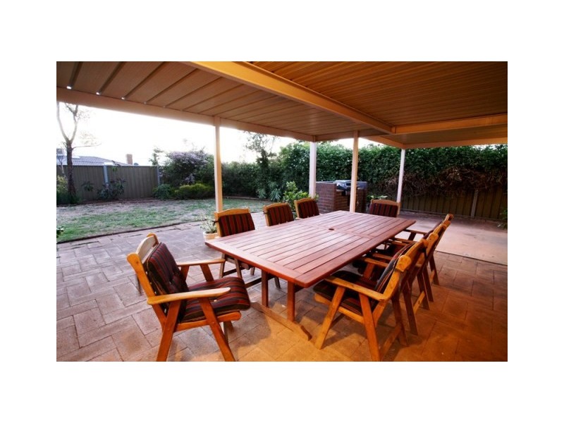 7 Poralka Crescent, Hallett Cove SA 5158