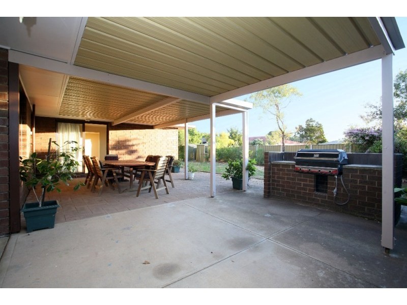 7 Poralka Crescent, Hallett Cove SA 5158