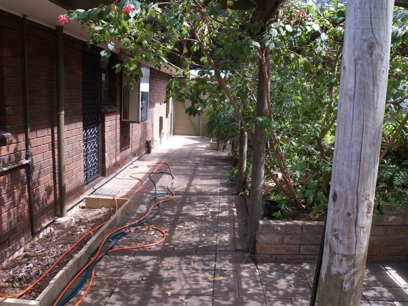 24  Bower Street, Morphett Vale SA 5162