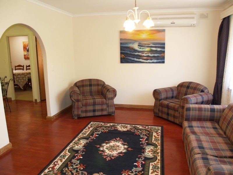 27 Riordan Street, Morphett Vale SA 5162