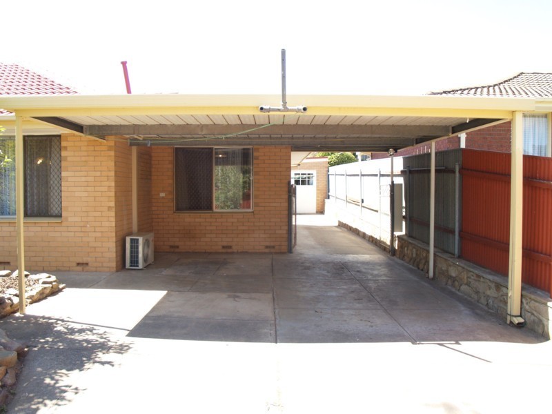 27 Riordan Street, Morphett Vale SA 5162