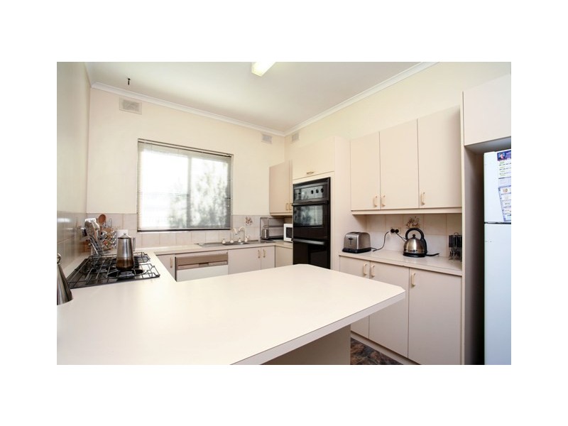 16 MEREDITH AVENUE, Glengowrie SA 5044