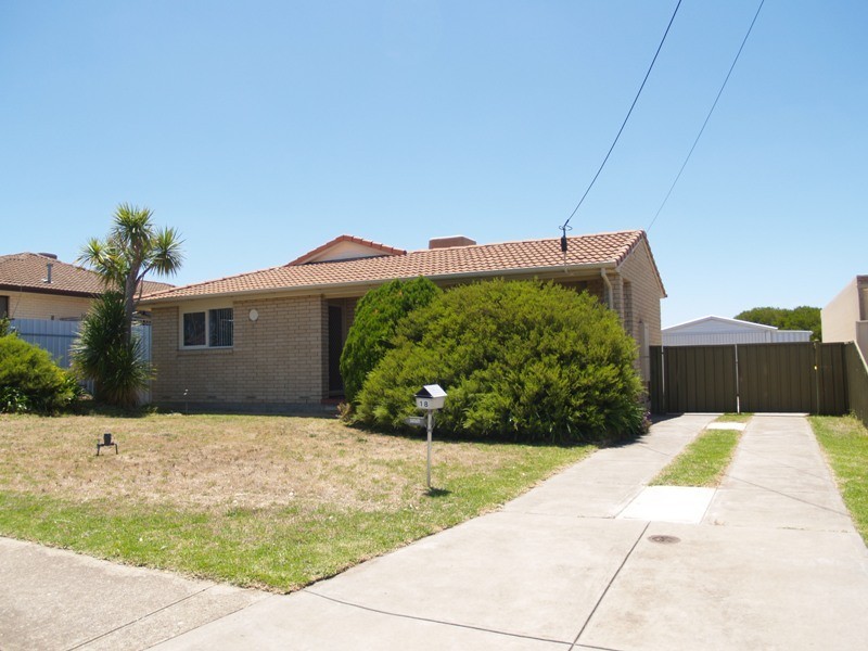 18 WINCHLEY WAY, Huntfield Heights SA 5163