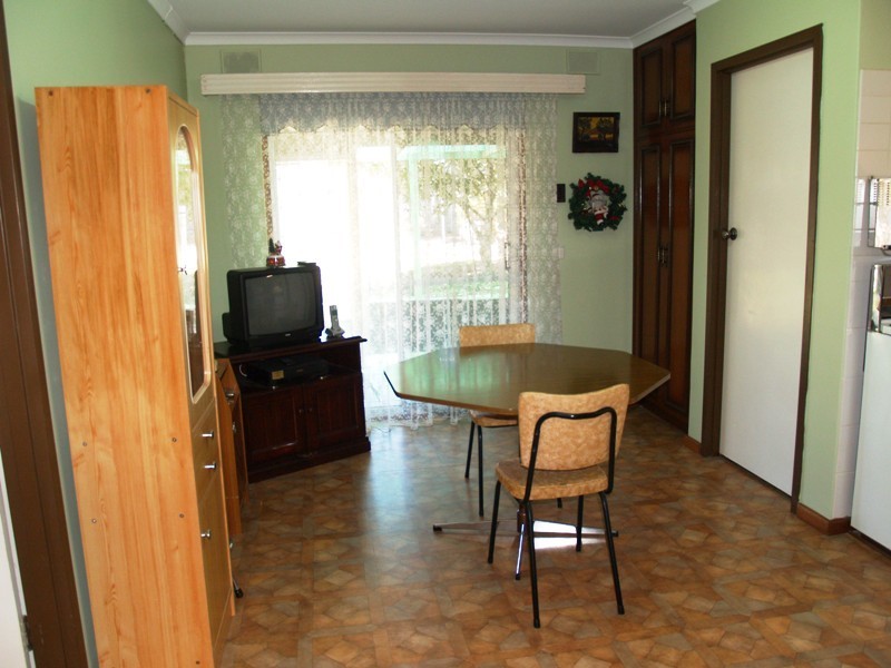 5 MICHAEL AVENUE, Hackham SA 5163