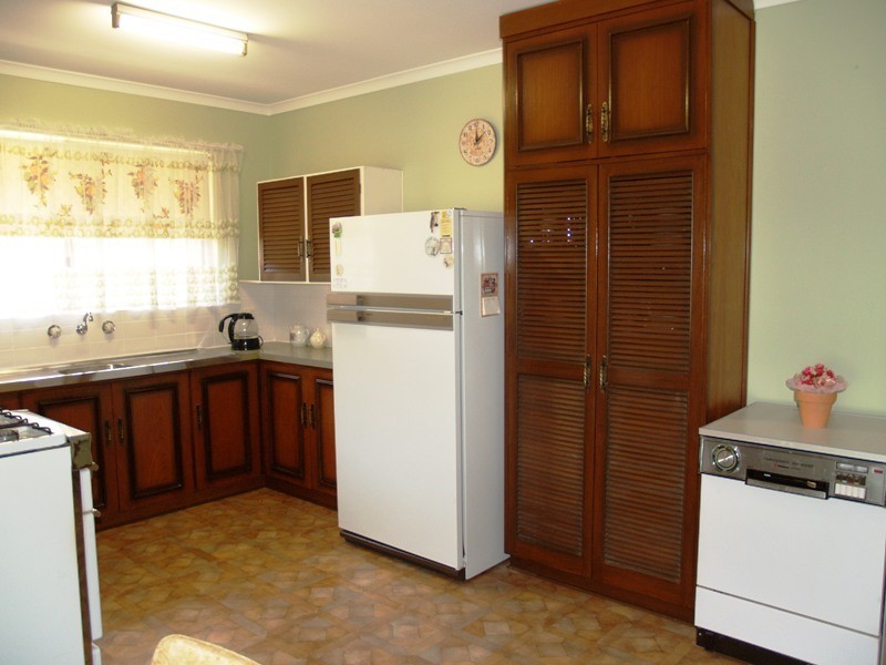 5 MICHAEL AVENUE, Hackham SA 5163