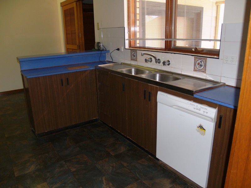 35 WAKEFIELD AVENUE, Morphett Vale SA 5162