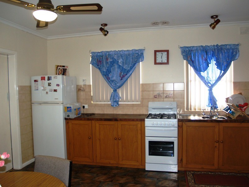 22  OXFORD STREET, Reynella SA 5161