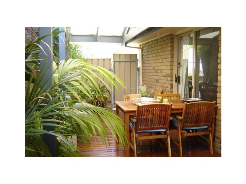 1  Hazeltine Drive, Seaford Rise SA 5169