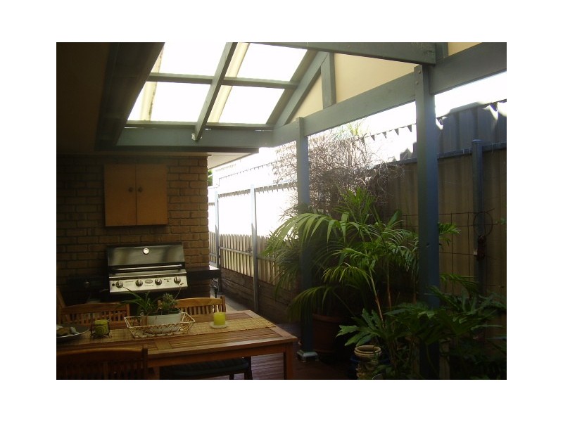 1  Hazeltine Drive, Seaford Rise SA 5169
