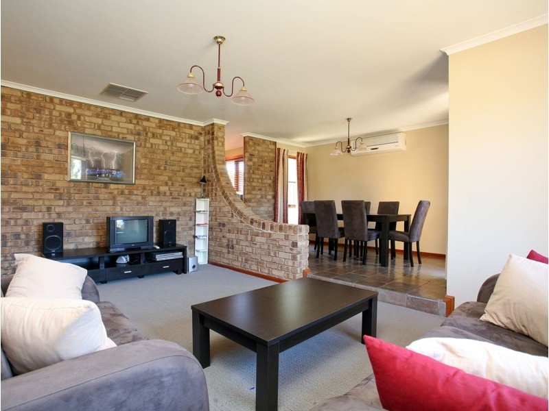 8 Verdeilho Circuit (Carews Fields Estate), Old Reynella SA 5161